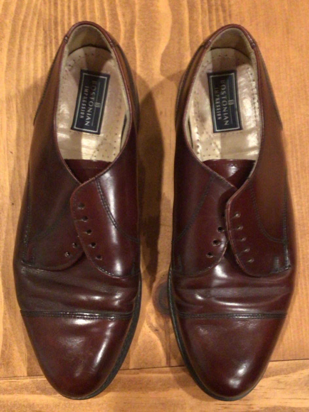 Bostonian Men’s Leather Oxfords in Burgundy size 9